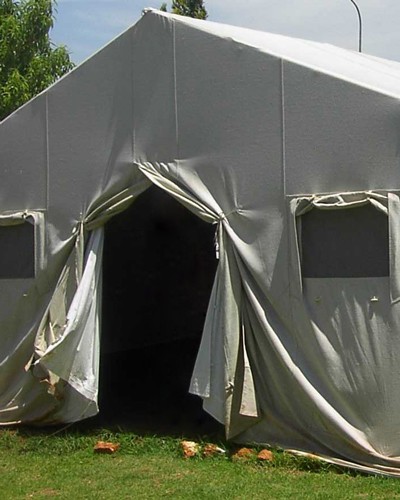 Изготавливаем солдатские палатки в Петухово вместимостью <strong>до 70 человек</strong>